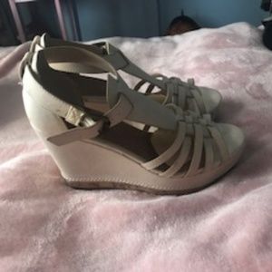 aldo wedges